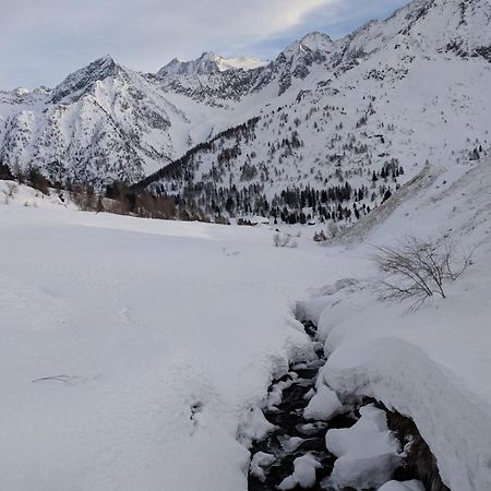 B&B Naquane 2 Capo di Ponte Bagian luar foto