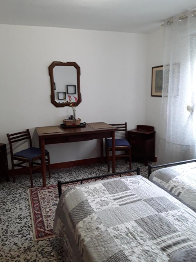 B&B Naquane 2 Capo di Ponte Bagian luar foto