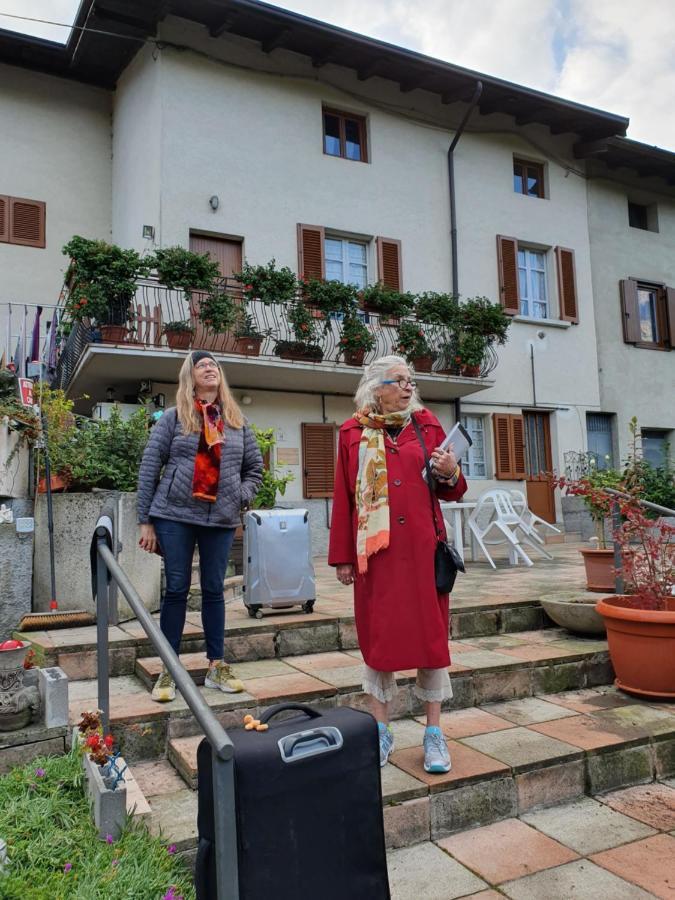 B&B Naquane 2 Capo di Ponte Bagian luar foto
